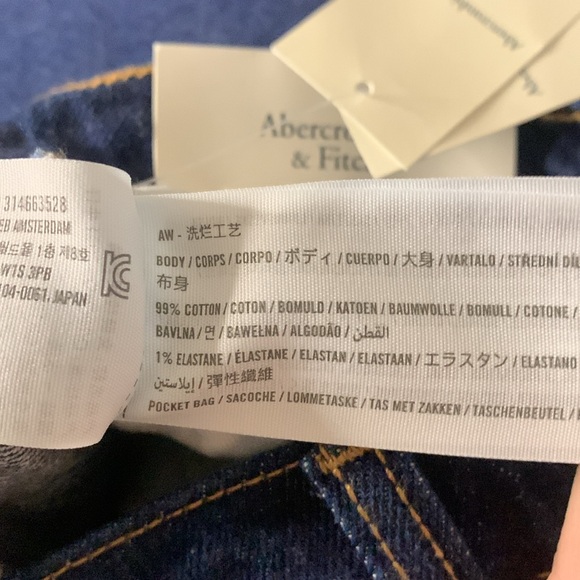 Worn once, Abercrombie & Fitch Dark Blue High-Rise 90s relaxed Jeans size 25 - Picture 3 of 9